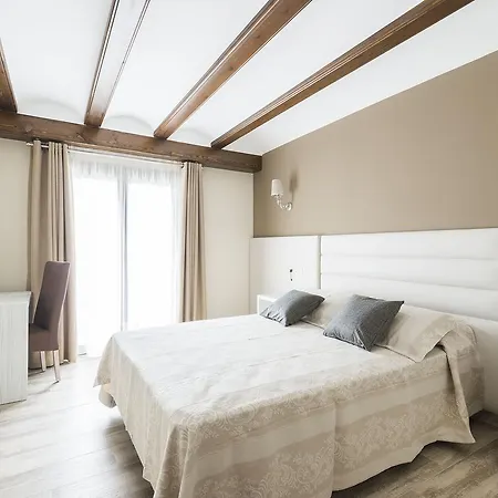 Atiana Otel